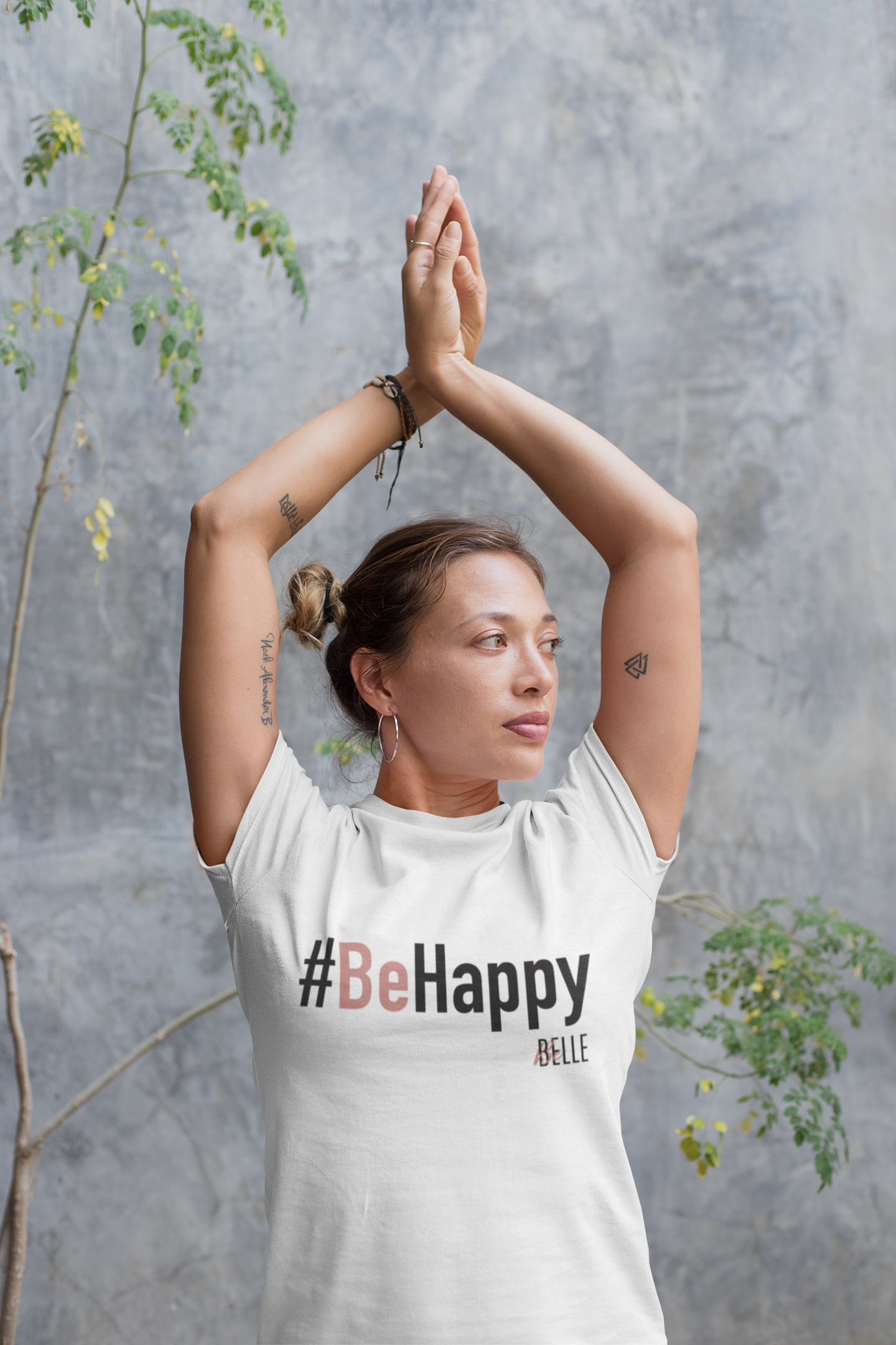 Yoga Pose Women's Tshirt - XL / Heather Black  Yoga women, T shirts for  women, Womens shirts
